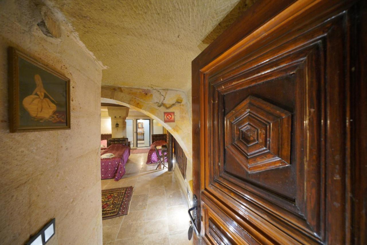 גורמה Travel Inn Cave Hotel מראה חיצוני תמונה